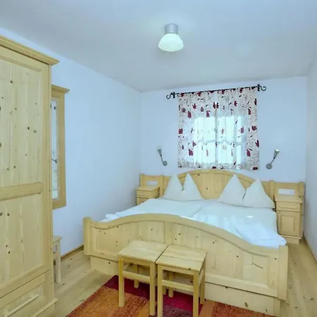 Schoeneben 't Hoge Loo Сasa de vacaciones Wald im Pinzgau