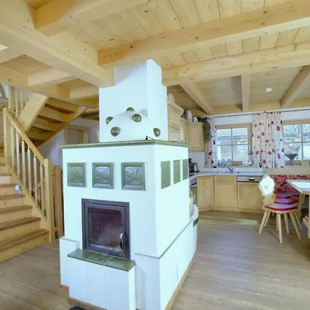 Schoeneben 't Hoge Loo Nyaraló Wald im Pinzgau