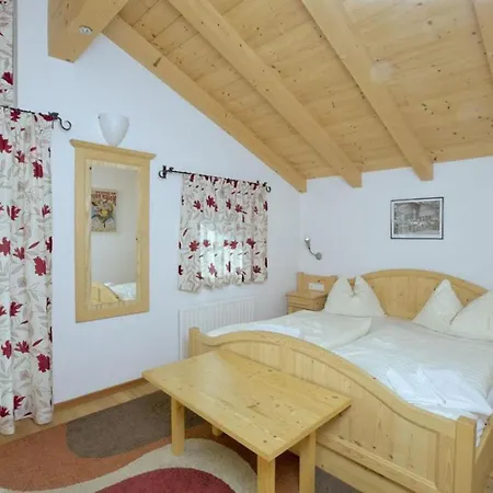 Schoeneben 't Hoge Loo *